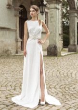 Wedding dress straight with closed top