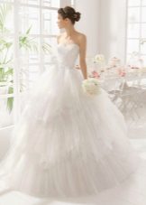 wedding dress by Air Barcelona with tiered skirt 2016