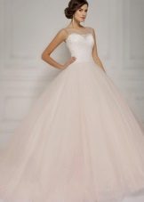 Magnificent wedding dress by Gabbiano