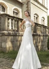 Armonia's throat wedding dress