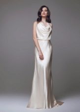 Straight elegant wedding dress