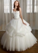 Magnificent wedding dress with a crinoline