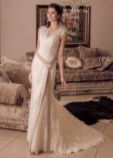 Wedding dress with asymmetrical belt