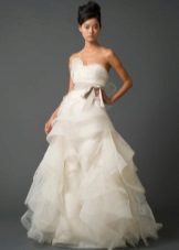 Vera Wong's wedding dress from the 2011 collection with a color belt