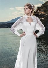 Wedding dress by Anne-Mariee from the 2014 collection with a cape