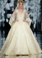 Wedding dress from YolanCris magnificent