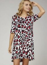 Dress with a red-gray leopard print