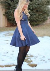 Short navy blue dress with high waist