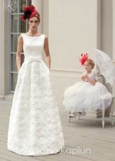 wedding dress from Tatyana Kaplun with a bow