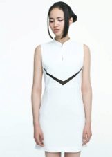 White straight dress in Chinese style