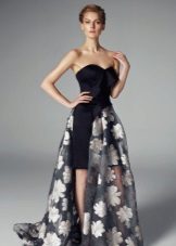 Dress with floral print on a removable skirt