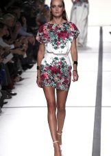 Short-sleeved floral print dress