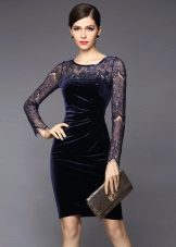 Velvet dress with guipure sleeves