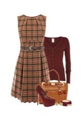 Checkered dress and accessories for women of the color type Autumn