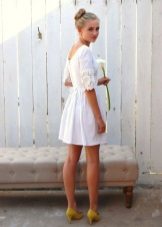 Linen linen short dress with lace