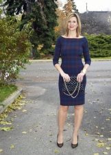 Dress made of solid wool fabric in a blue tartan (tartan)