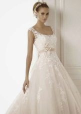 Long wedding dress with a high waist