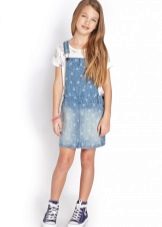 Denim sundress minden nap lánynak 11 évig