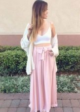 Long skirt with bow