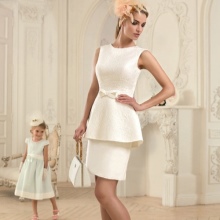 Short wedding dress with basky from Tatiana Kaplun