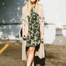 Camouflage dress with a beige raincoat