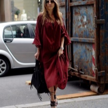 Shoes with heels to a linen dress