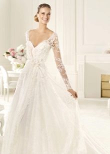 Lace wedding dress by Eli Saab