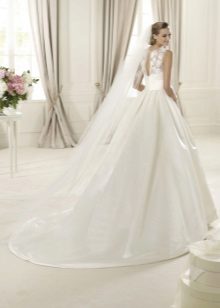 Magnificent wedding dress from Pronovias