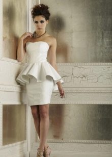 Short wedding dress with basky