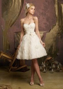 Wedding dress short with decorated skirt