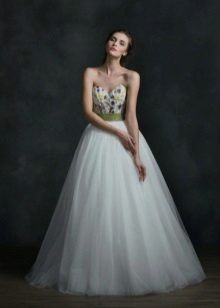 Wedding dress from Natasha Bovykina with stones