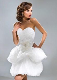 Short wedding dress by Anna Bogdan