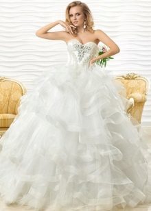 Magnificent wedding dress from Oksana Mucha