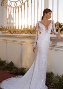 Mermaid wedding dress with lace sleeves