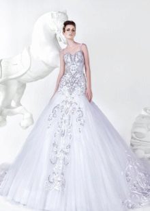 Mona Al Mansouri Wedding Dress with Embroidery