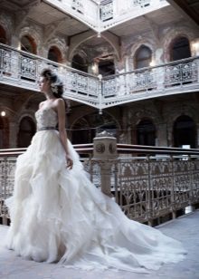 Wedding dress from Lazaro magnificent