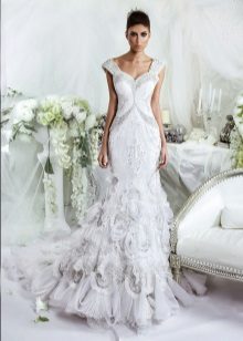 Wedding dress from Dar Sara with embroidery