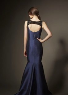 Evening dress with open back to the floor