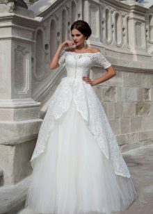 Wedding dress with front closure from Crystal Design