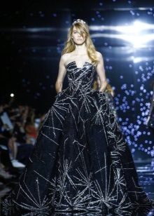 Zuhair Murad csodálatos estélyi ruha