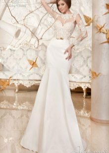 Lace wedding dress from the Breath of Spring collection