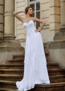 Wedding dress with drapery from the Oscar collection