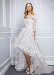 Short wedding dress with sleeves