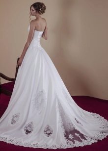 Wedding dress with lace by Victoria Karandasheva