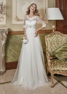 A-line wedding dress with belt