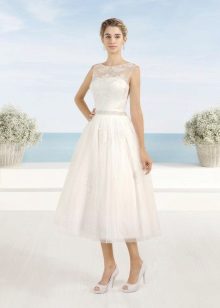 Midi Wedding Dress with Delicate Dance