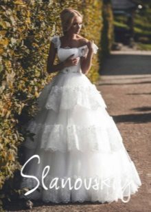 A magnificent wedding dress from Slanovskiy