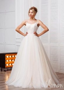 Wedding dress from Anne-Mariee from the 2016 collection of magnificent