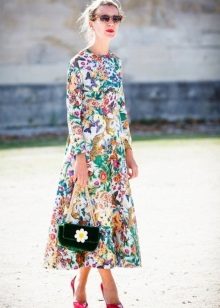 Floral dress with long sleeves for every day