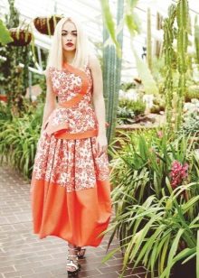 Dress in oriental style by Antonio Berardi